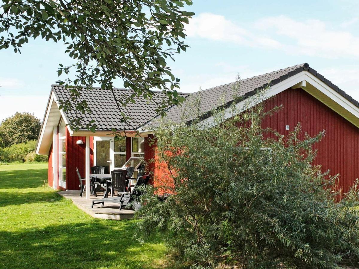 Three-Bedroom Holiday Home In Grossenbrode 1 Habitación foto