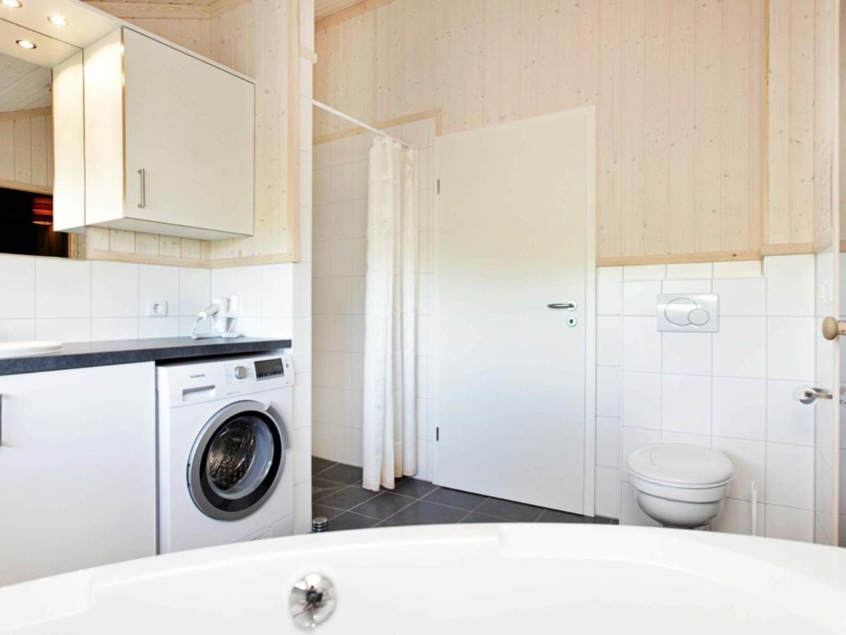 Three-Bedroom Holiday Home In Grossenbrode 1 Habitación foto